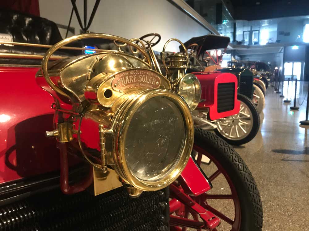 Beep Beep<br>Vintage car lights