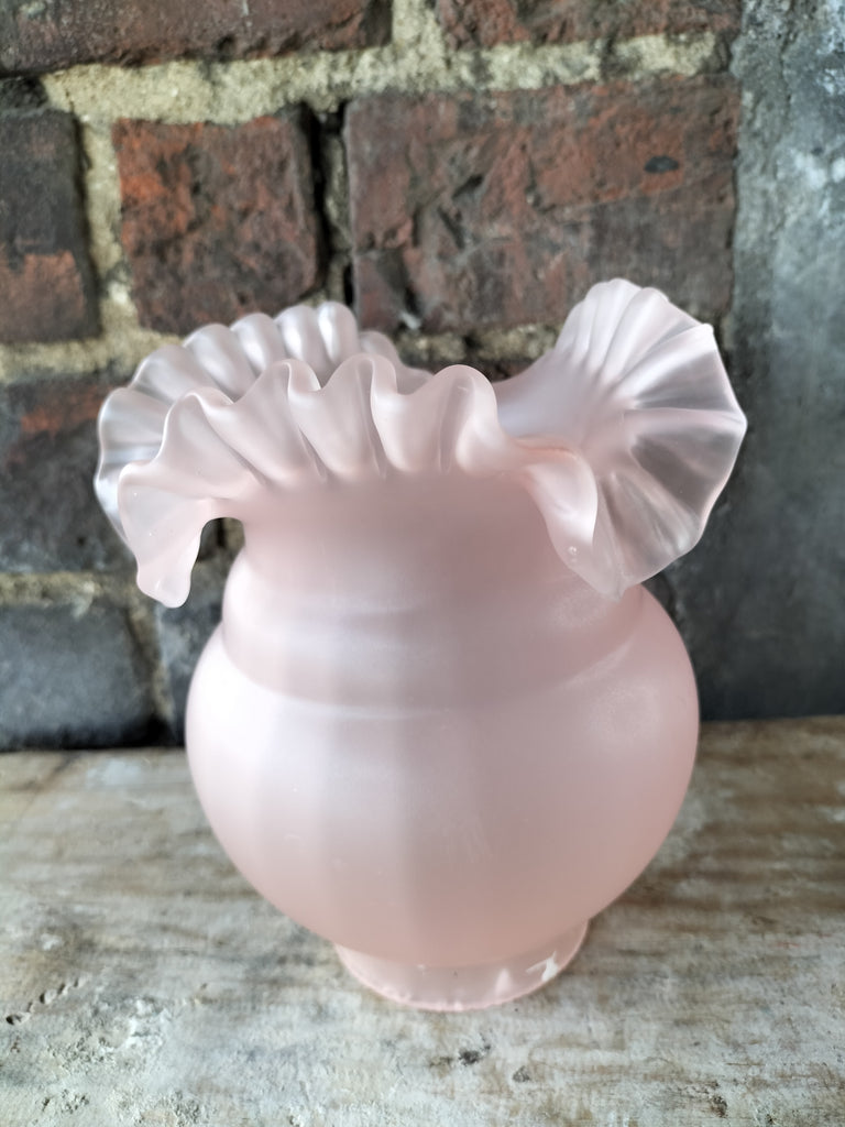Soft Pink Depression Glass. D55