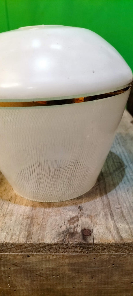 Small Mid Century/Retro Shade   MC9