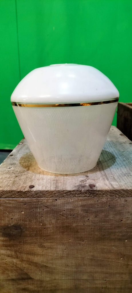 Small Mid Century/Retro Shade   MC9
