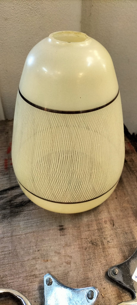 Little Mid Century Subtle Lemon Shade          PL1