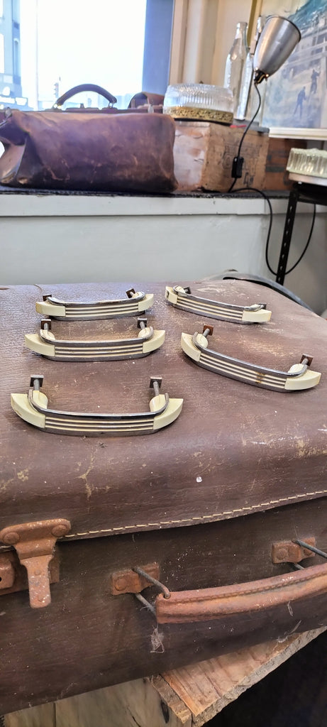 ART Deco beautiful Draw Handles   DH4