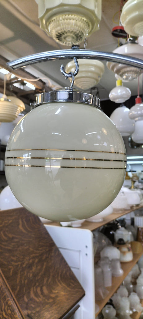 Large Cream Deco Globe Lightshade    LG44