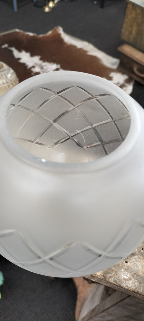 Replacement Shade    Frosted / Clear Glass Mix         FM3