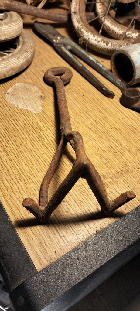 Branding Iron         BI66