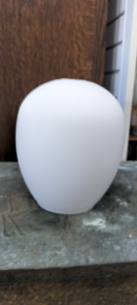FROSTED White Retro Shade    FW22