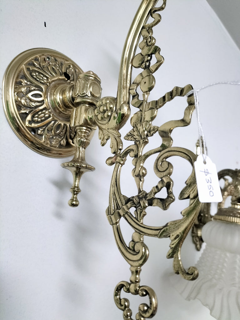Stunning Feature Wall Sconce       SWS7