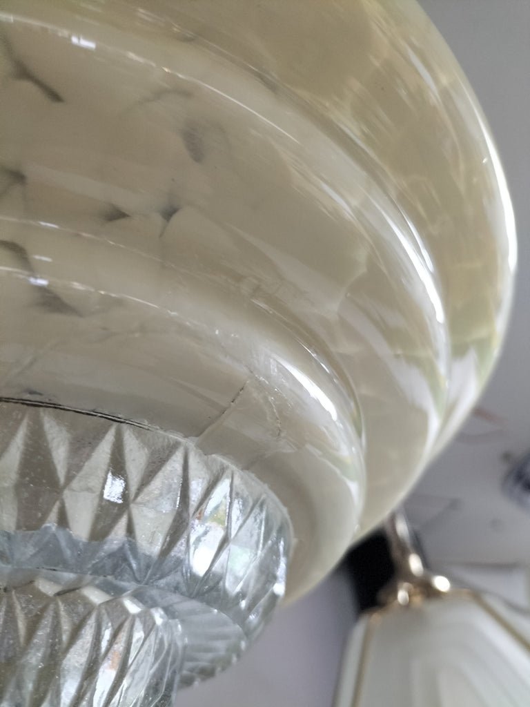 Large Cream Mottled Beehive    XL44