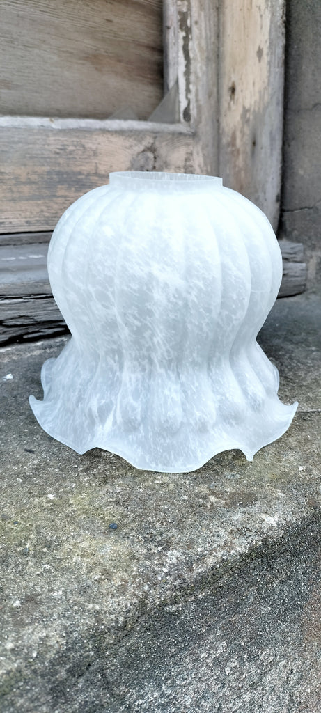 Mottled White Shade.  MWS