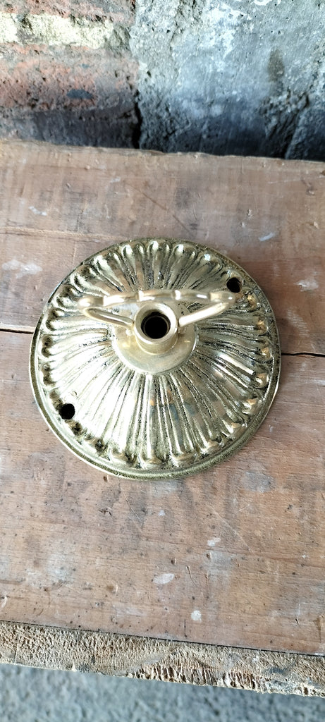 Brass Ceiling Rose     ZA3