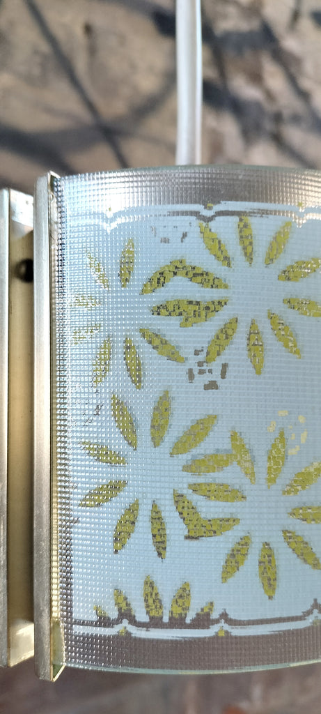 Small Funky Retro Small Shade              FR9