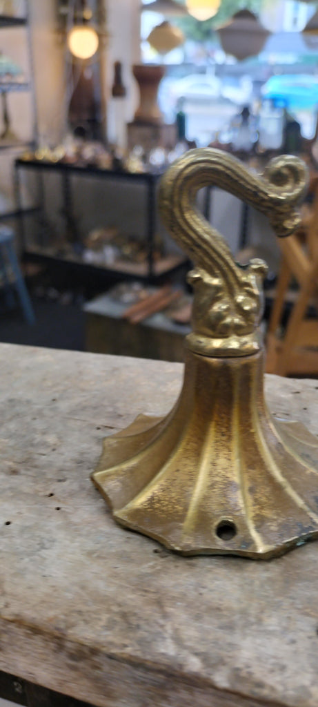 Antique Ceiling Rose Brass. RC6