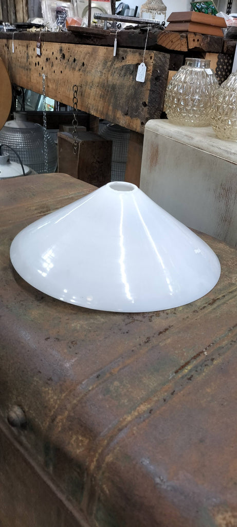 Larger sized China Mans Hat    DA3