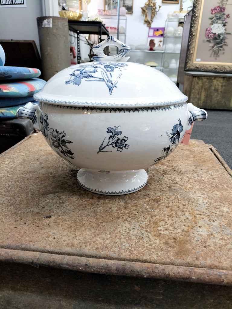 BEAUTIFUL Large French 1900s Serving Dish.   LF22