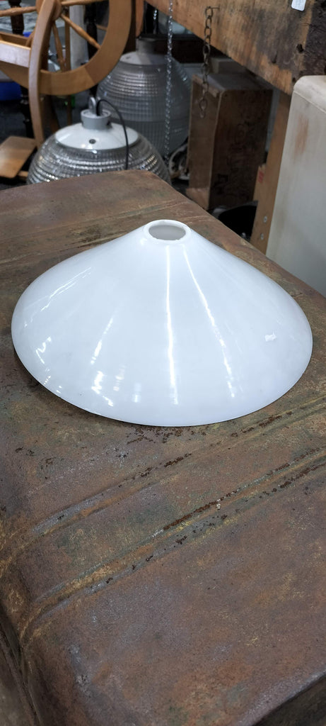 Larger sized China Mans Hat    DA3