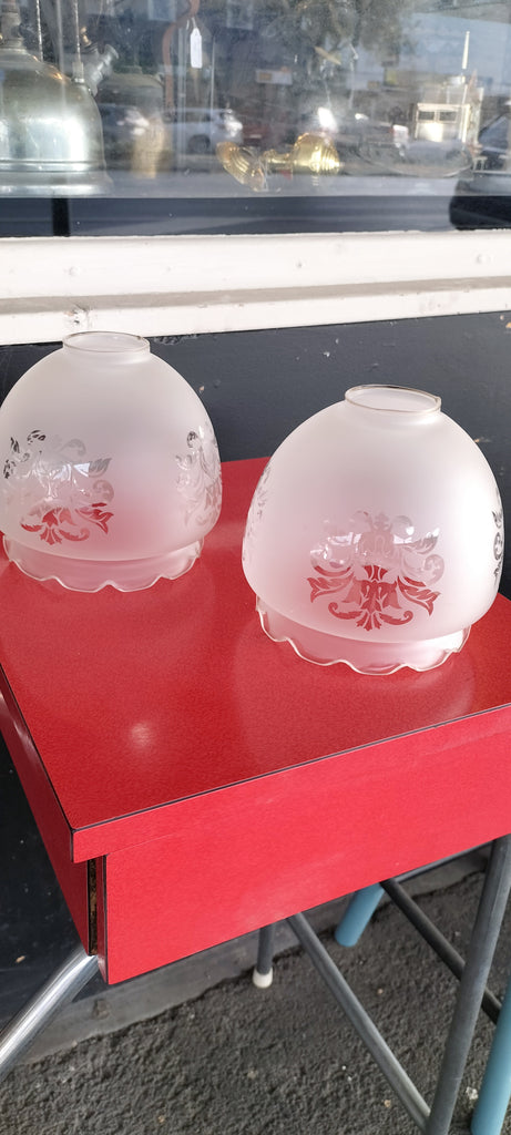 Frosted Shade with Clear Etched Design   ED8