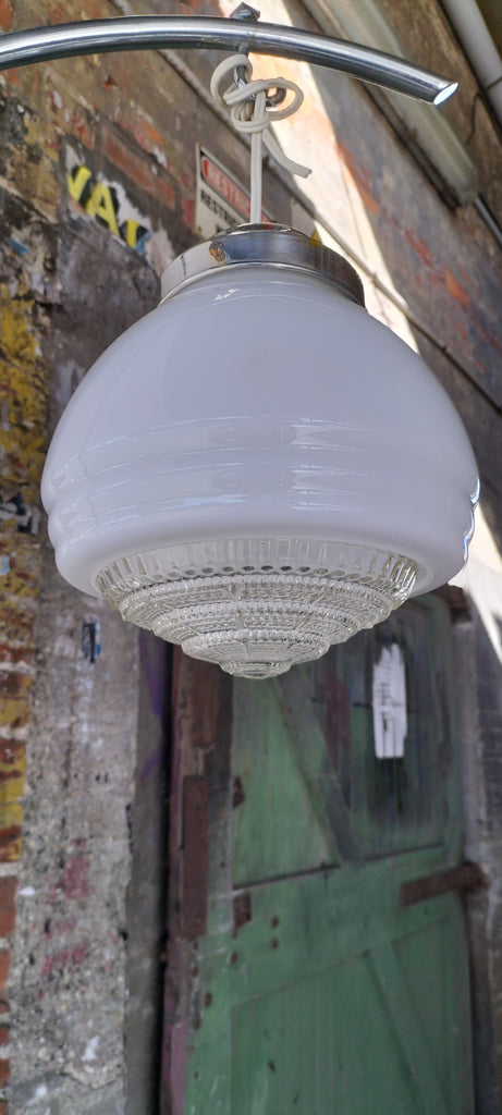 White Art Deco with Glass Diffuser         GG1