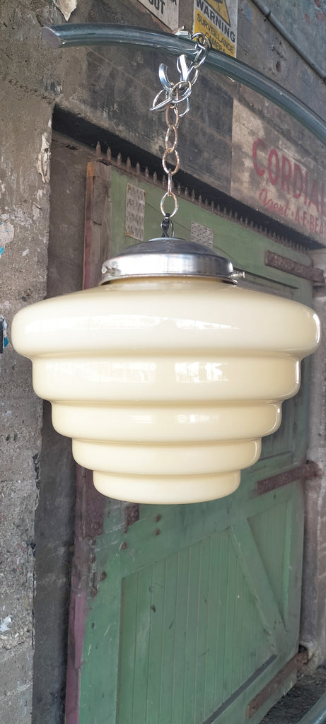 Cream Art Deco Beehive. BB33