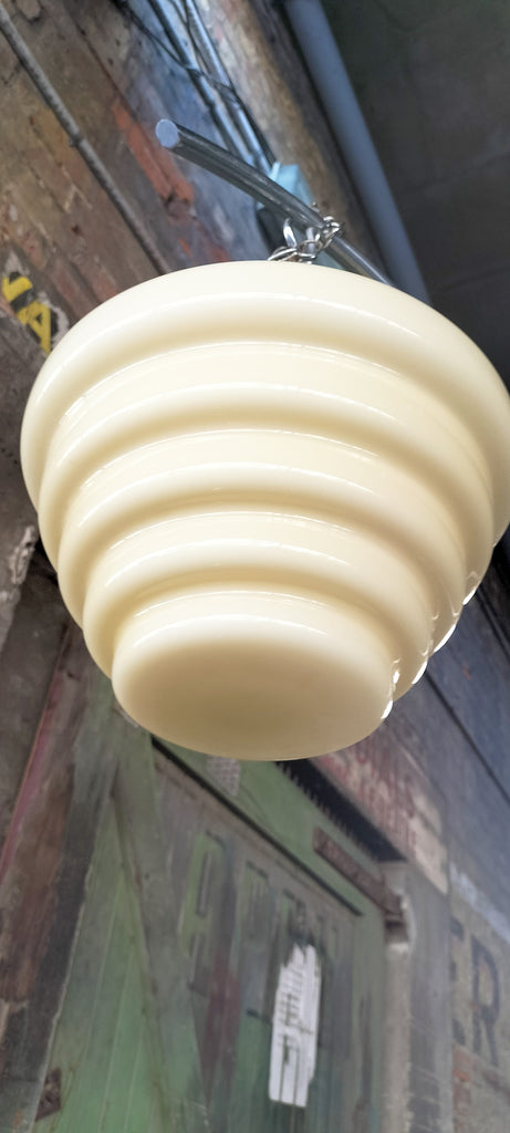 Cream Art Deco Beehive. BB33