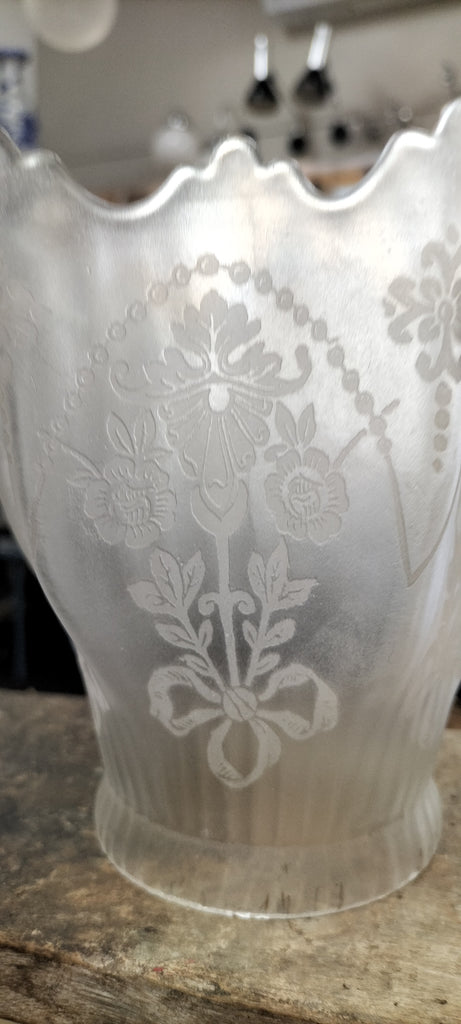 Victorian Oil/ Kerosene Light Shade   KL6