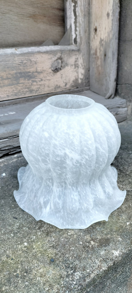 Mottled White Shade.  MWS