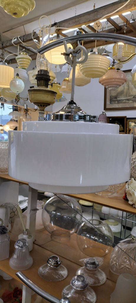 Stunning White Deco Lightshade. LD4