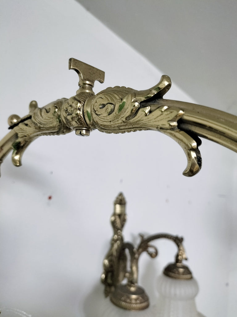 Stunning Feature Wall Sconce       SWS7