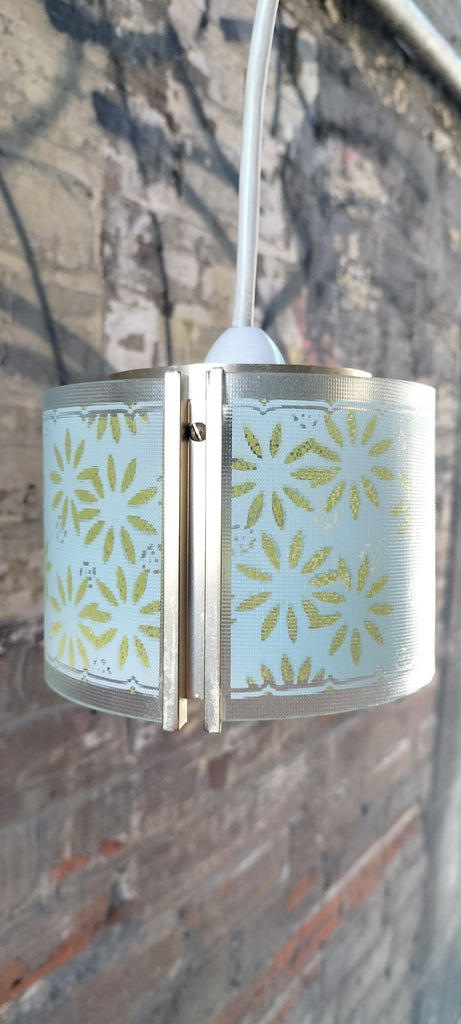 Small Funky Retro Small Shade              FR9