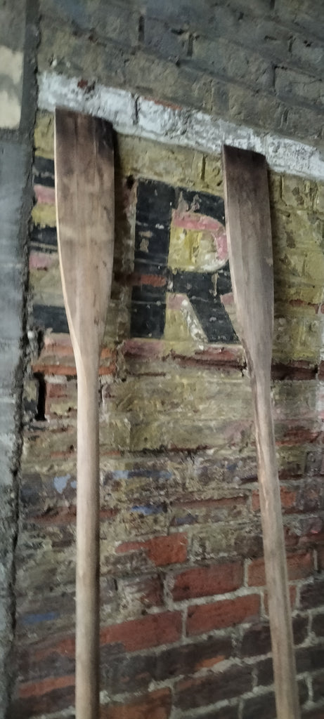 Vintage Wooden Oars     VWO