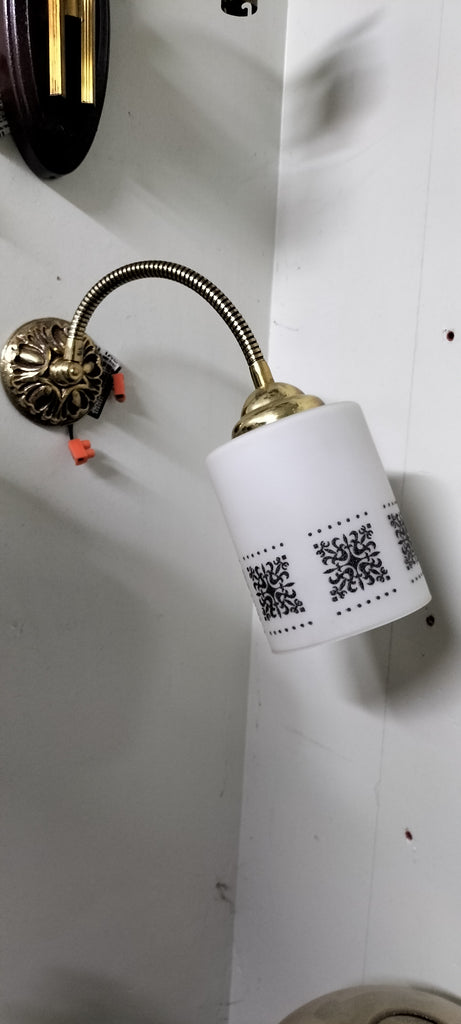 Retro Wall Sconce  with Shade   VR52