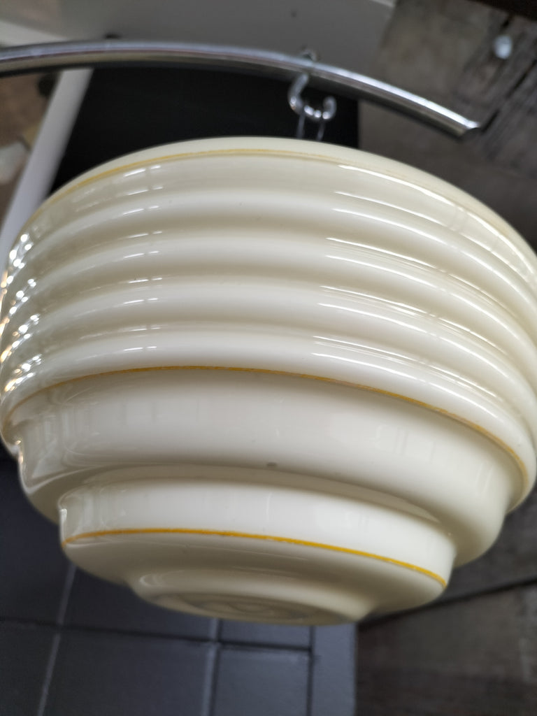 Medium Sized Deco L8