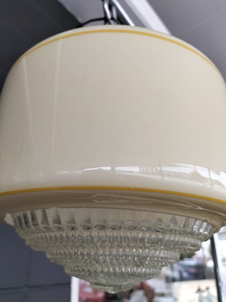 Smaller Beehive  Cream                           sbh11