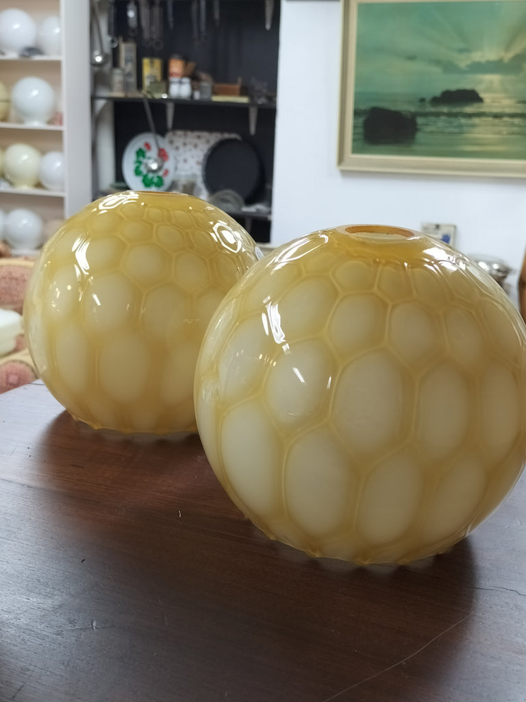 Smaller Yellow Patterned Shade               FM1
