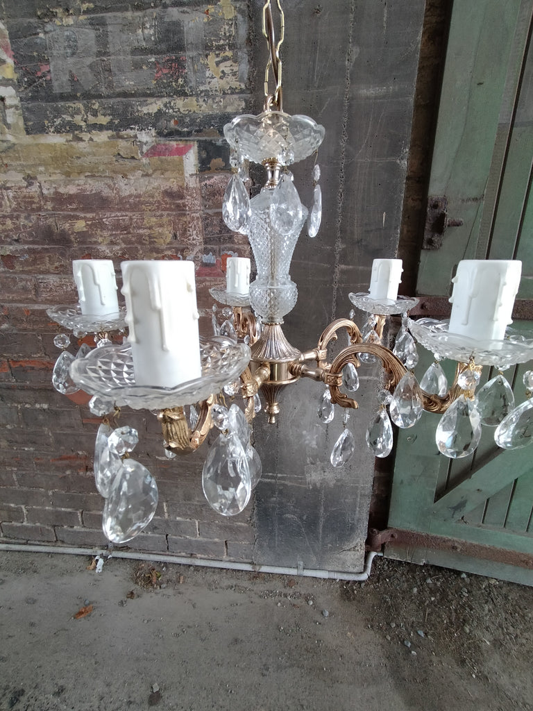 5 Arm Crystal Chandelier   BB11