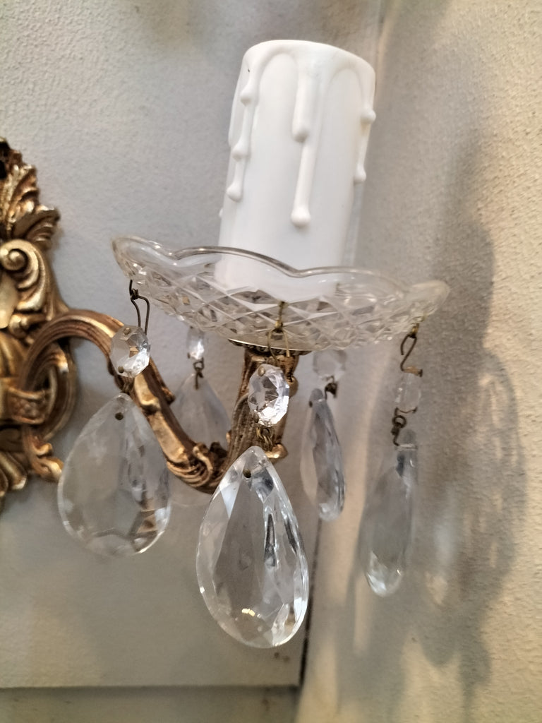 Two Arm Crystal Wall Light                      CL1