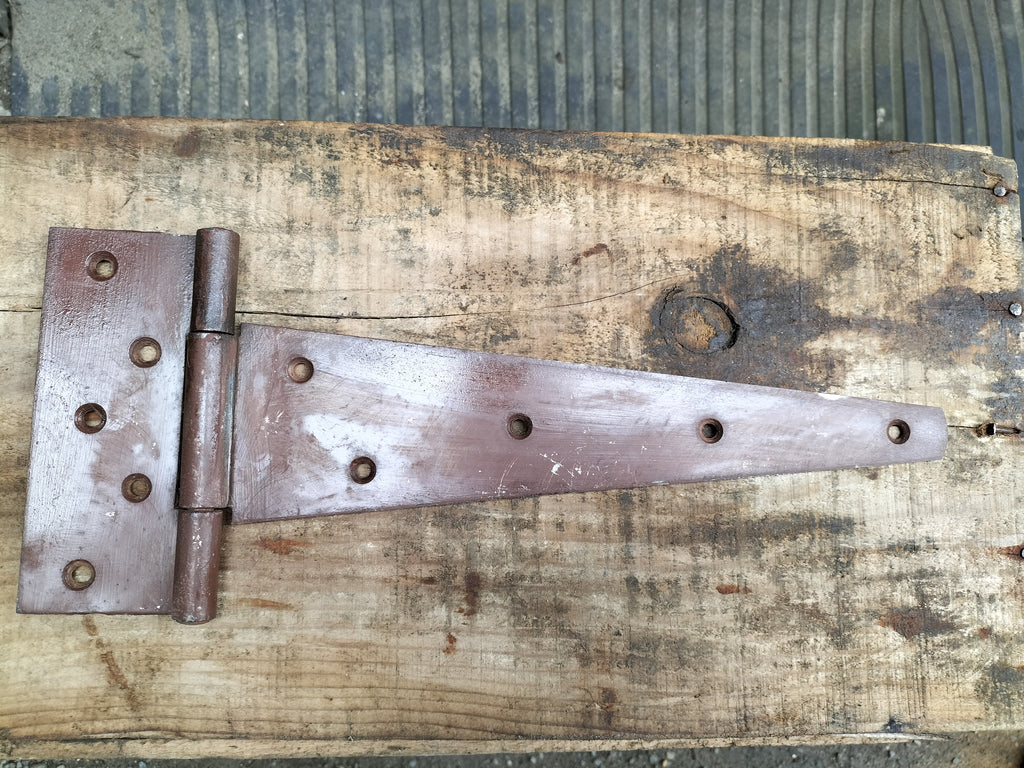 One Large Door/Gate Hinge    WH7