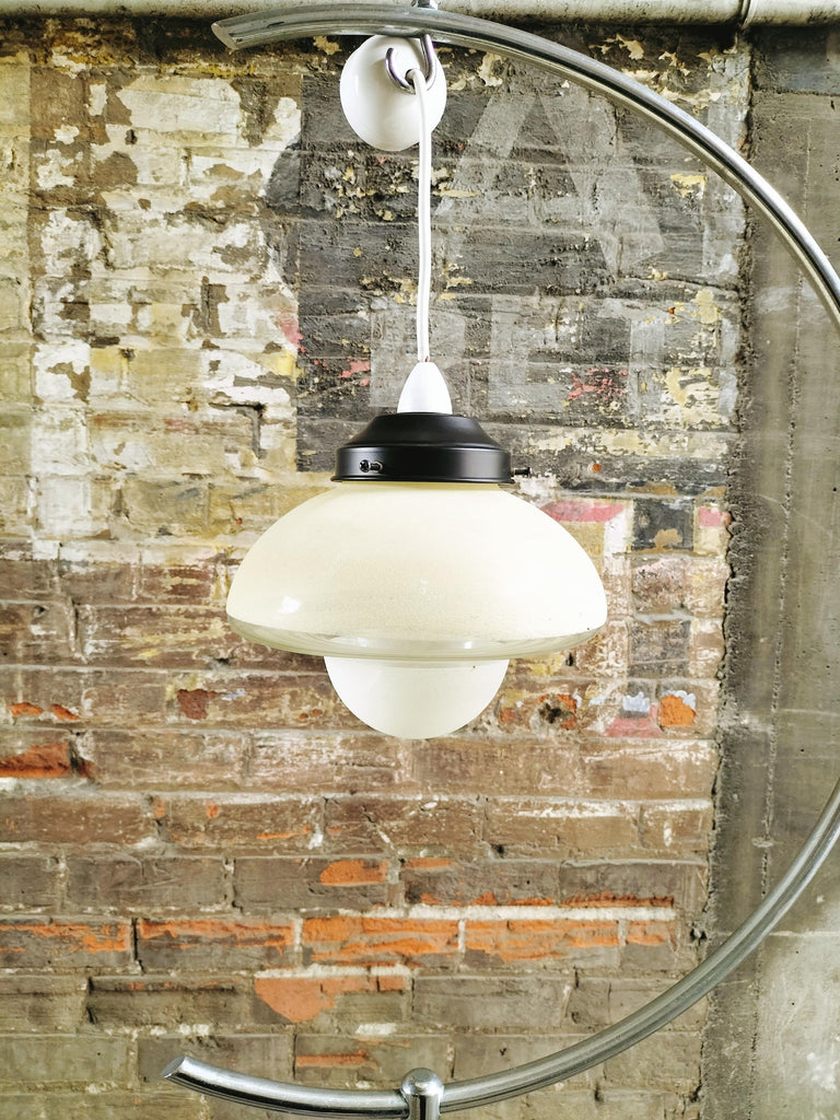1950's UFO Shade       Light Lemon                                      UFO56                                                DH1
