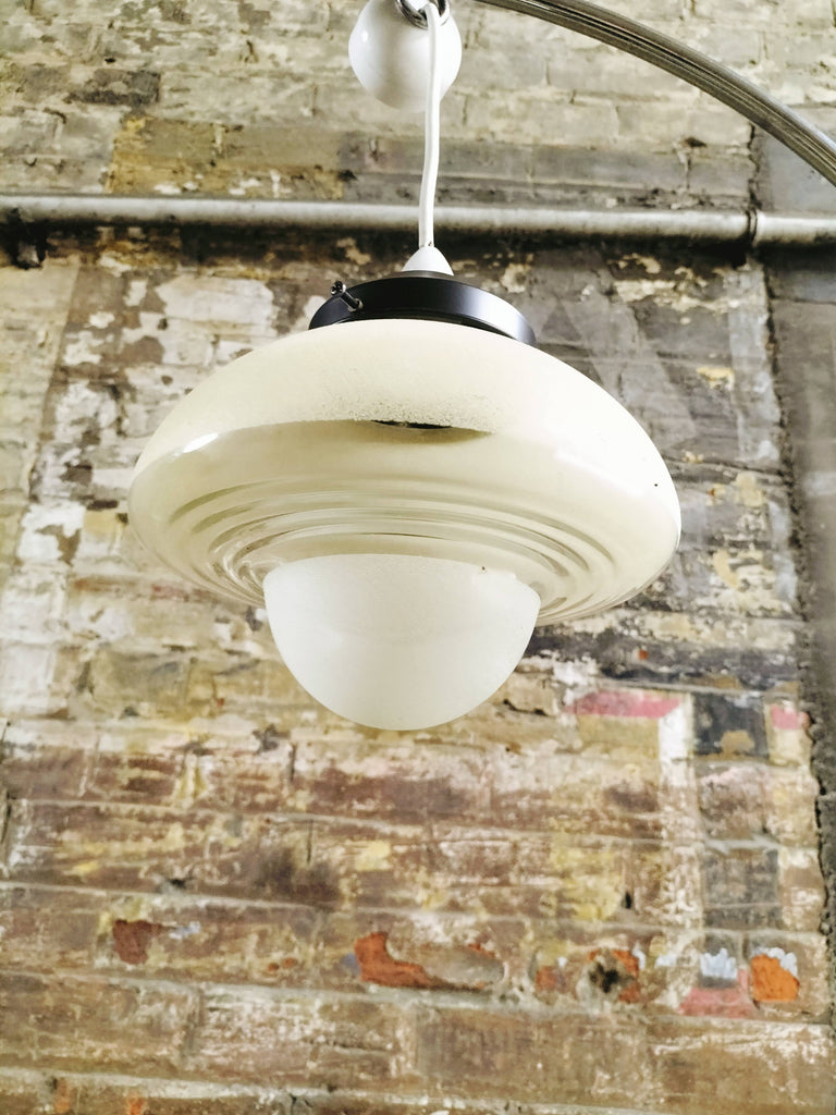 1950's UFO Shade       Light Lemon                                      UFO56                                                DH1