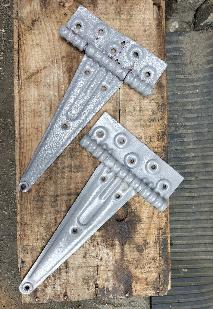 Pair Large Door/Gate Hinge    WH8
