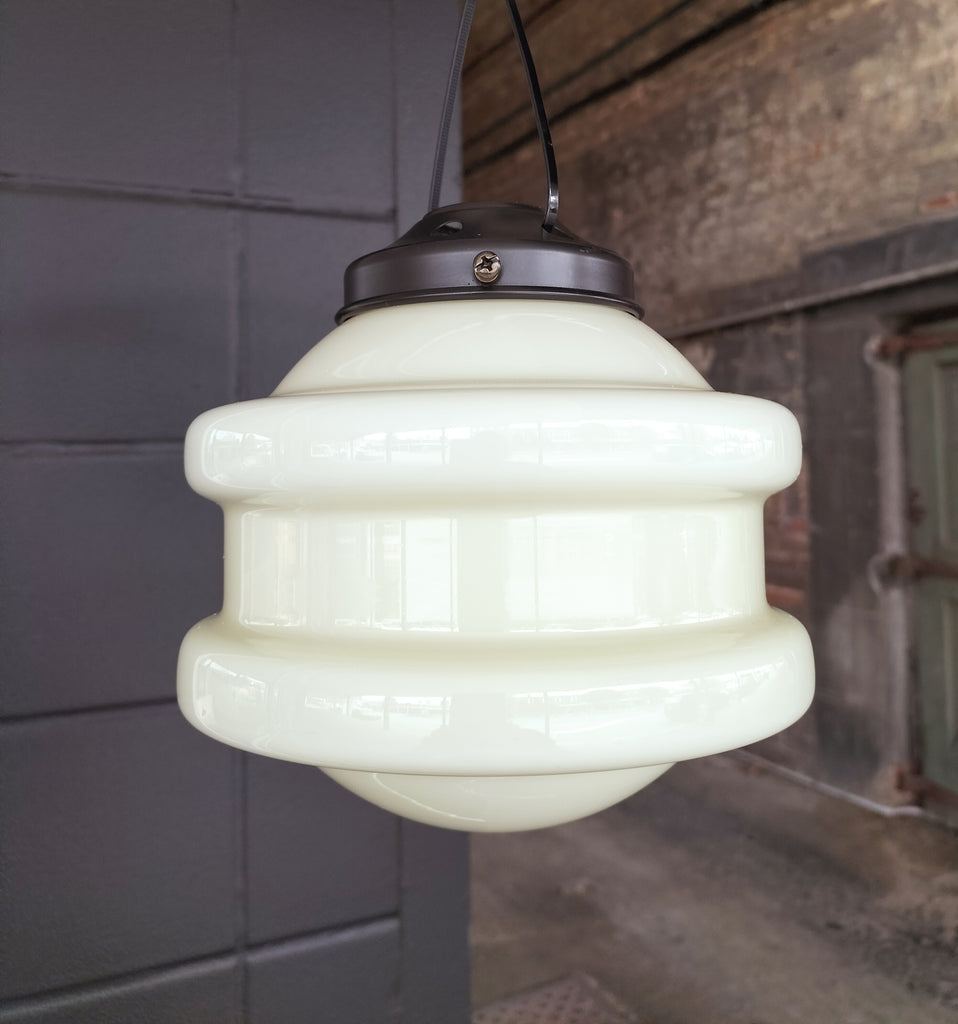 Small Cream Deco                         SCD3